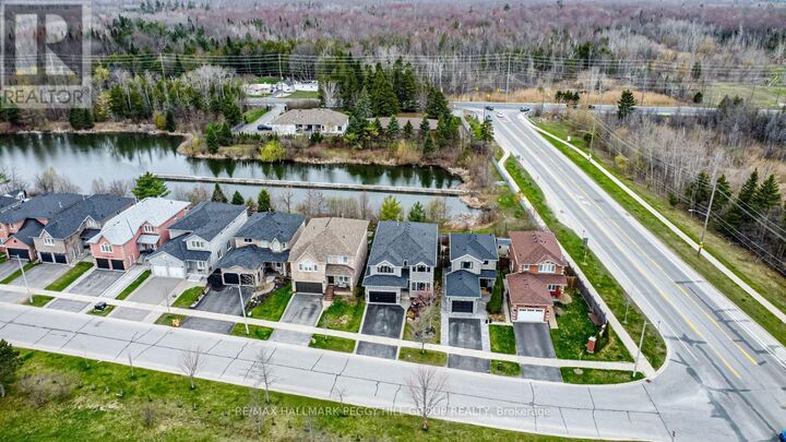 Property Photo:  99 McIntyre Drive  ON L4N 4K6 