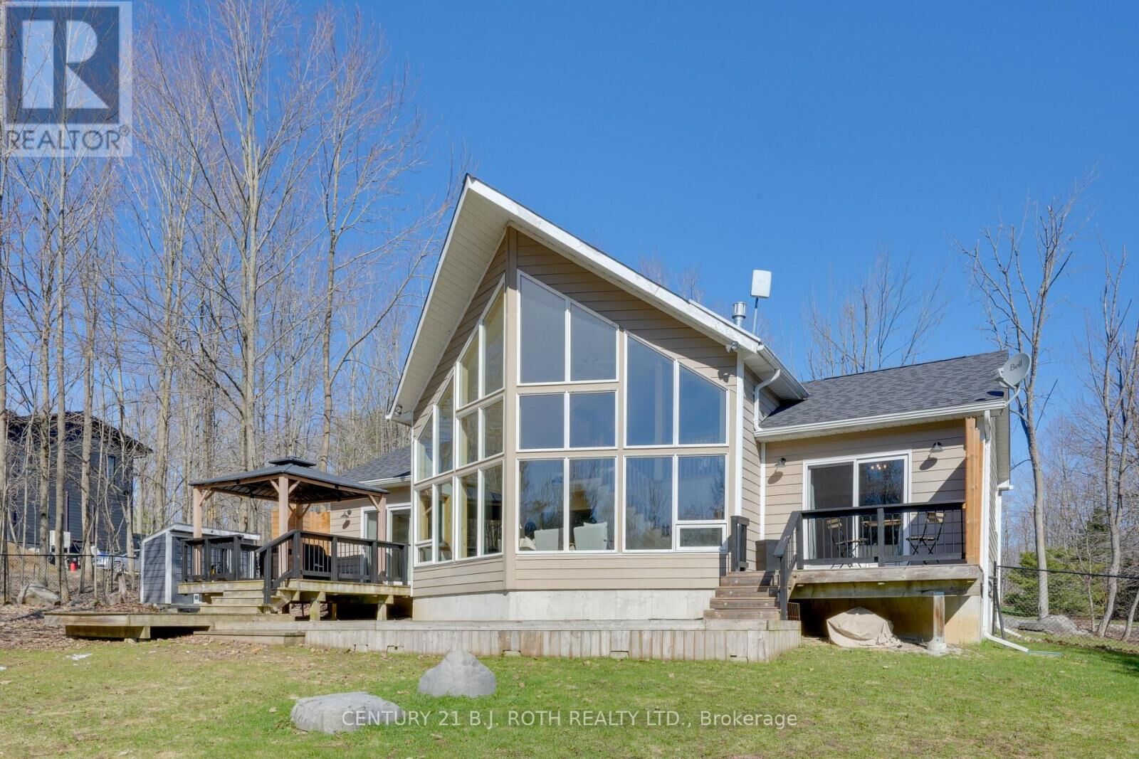 Property Photo:  46 Slalom Drive  ON L0K 1N0 