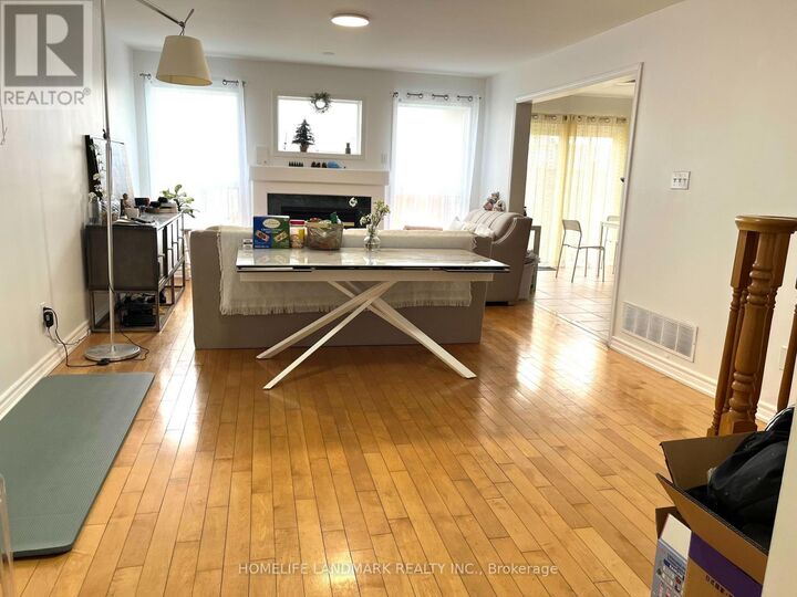 Property Photo:  11 Bern Street East  ON L6E 1G7 