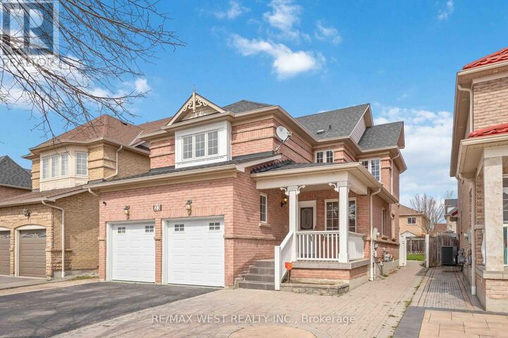 Property Photo:  23 Gloria Crescent  ON L1P 1V4 