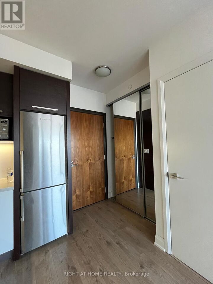 Property Photo:  36 Park Lawn Road 3408  ON M8Y 0E5 