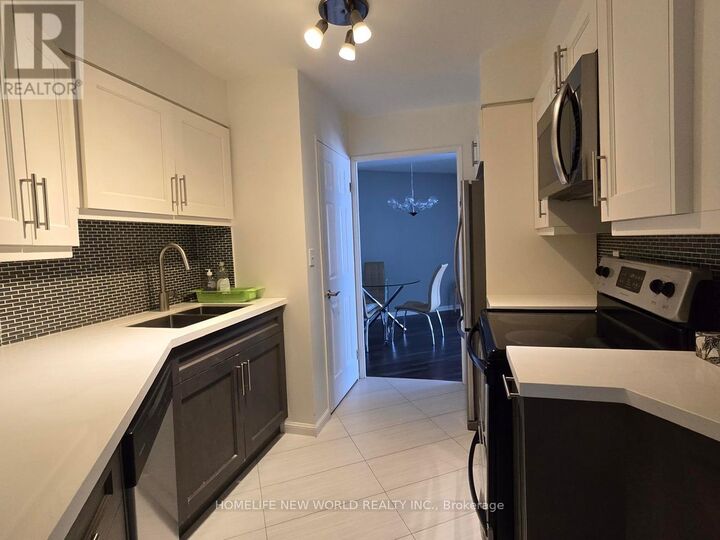 Property Photo:  7 Carlton Street 1013  ON M5B 2M3 