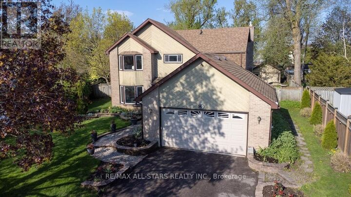 Property Photo:  29 McDonagh Drive  ON K9V 5A9 