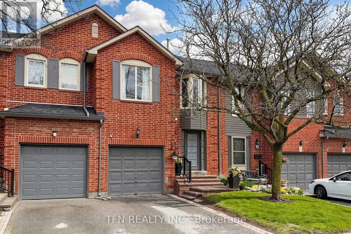 Property Photo:  48 Beaumont Place 58  ON L4J 4W8 