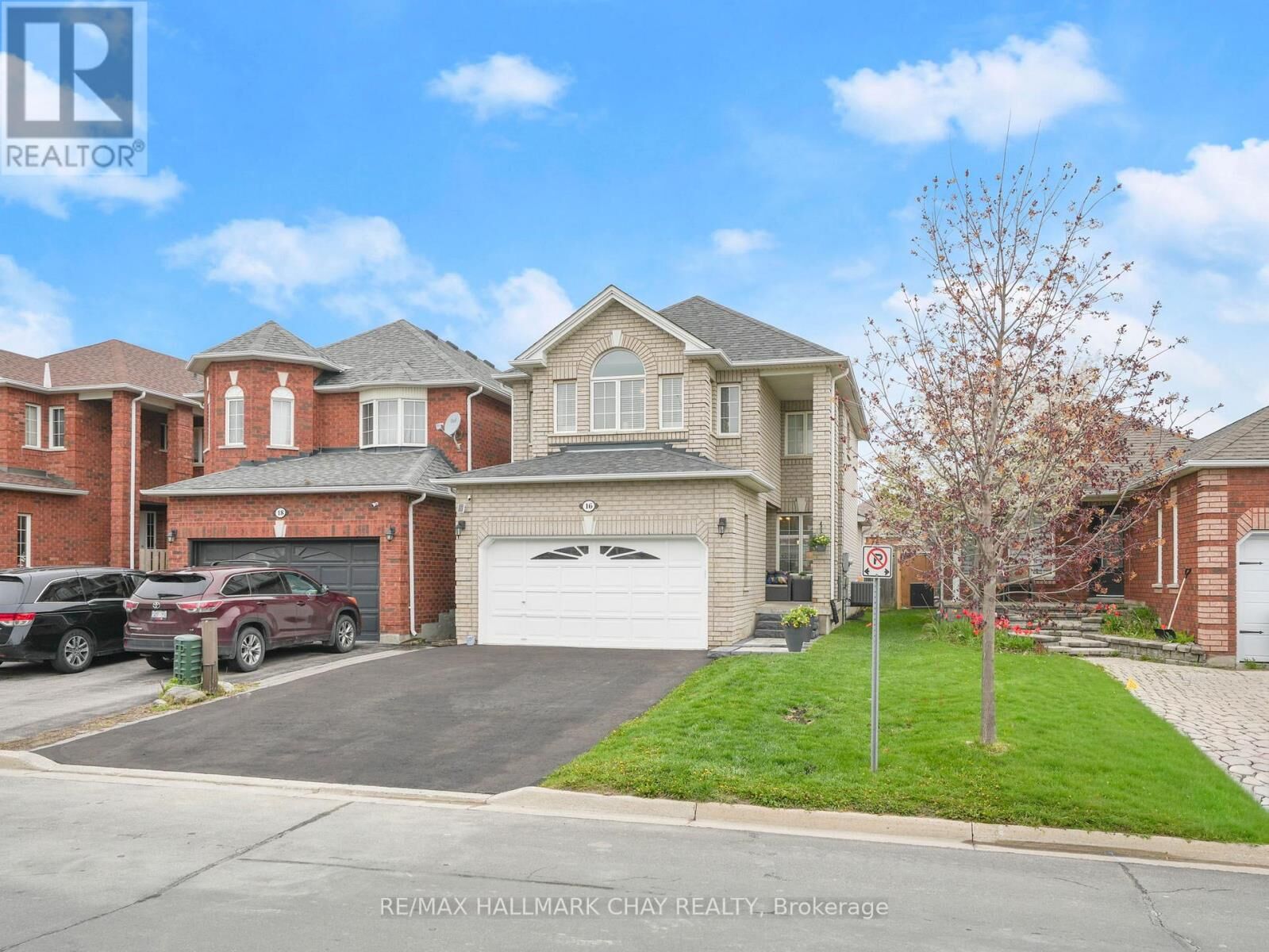 Property Photo: 16 Preston Avenue ON L9R 1Y6