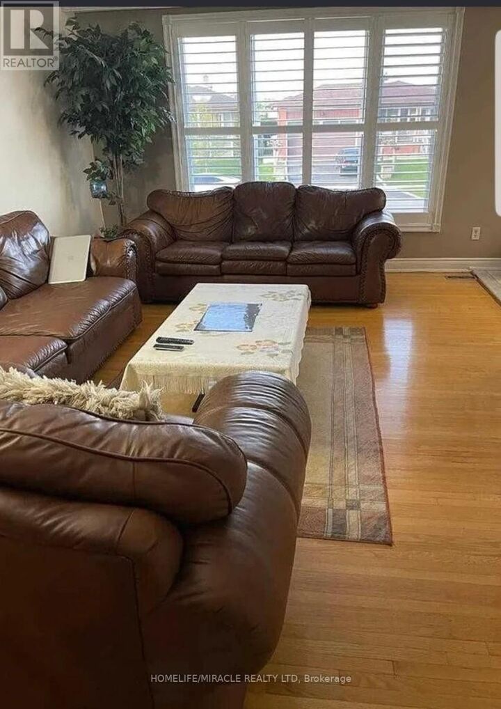 Property Photo:  7274 Shallford Road  ON L4T 2P7 