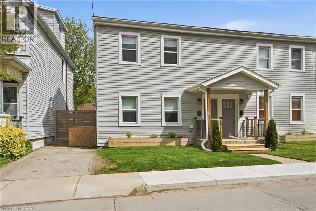 Property Photo:  47 New Street  ON L8P 4J6 