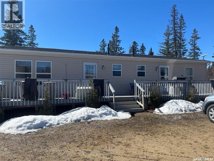 Property Photo:  320 3rd Avenue W  SK S0J 0N0 