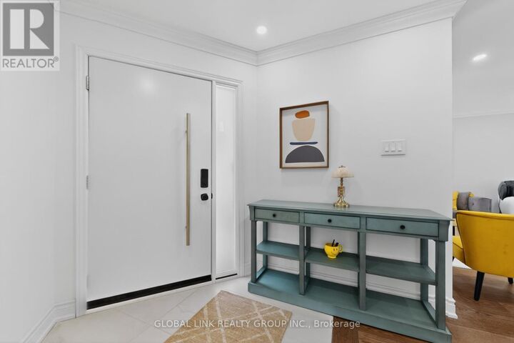 Property Photo:  2141 Galena Crescent  ON L6H 4B1 