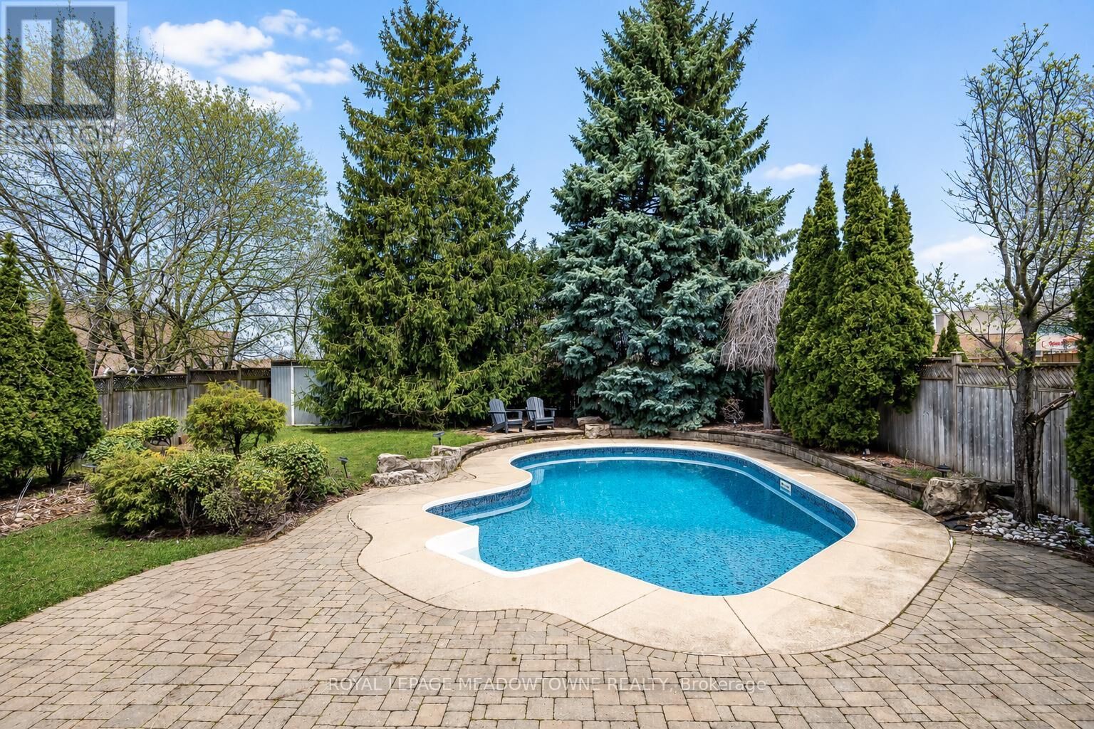 Property Photo:  759 Childs Drive  ON L9T 4L3 