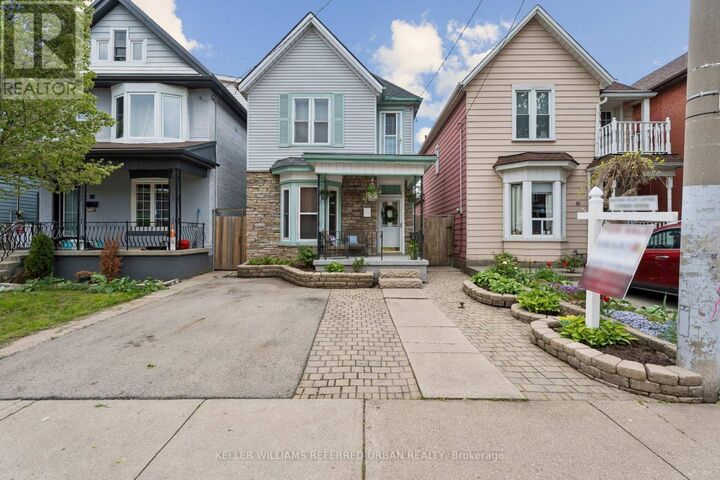 Property Photo:  84 Smith Avenue  ON L8L 5P1 