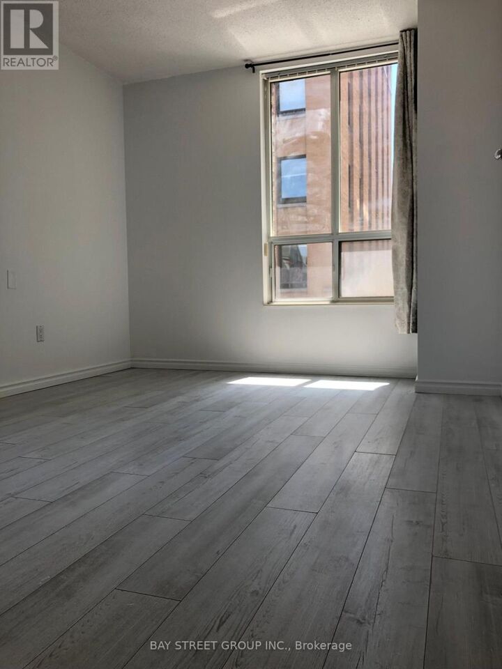 Property Photo:  284 Bloor Street West 308  ON M5S 3B8 