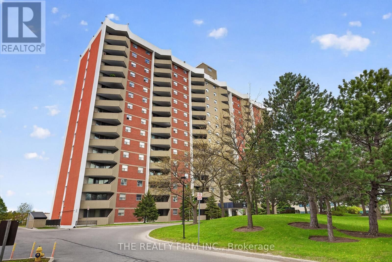 Property Photo:  1103 Jalna Boulevard 705  ON N6E 2W8 