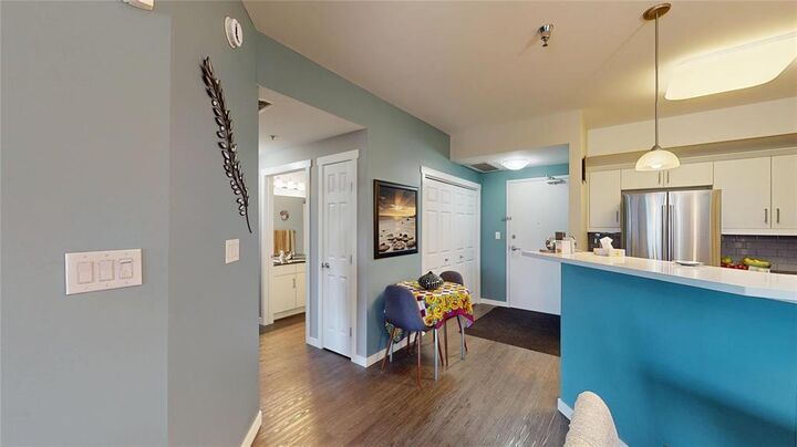 Property Photo:  902 Headmaster Row  MB R2G 4K6 