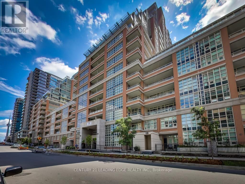 Property Photo: 75 East Liberty Street 1002 ON M6K 3R3
