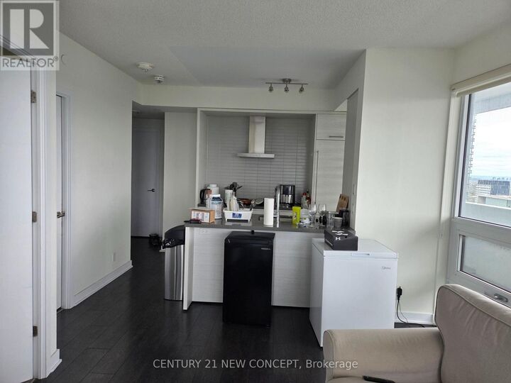Property Photo: 2221 Yonge Street 3603 ON M4S 2B4