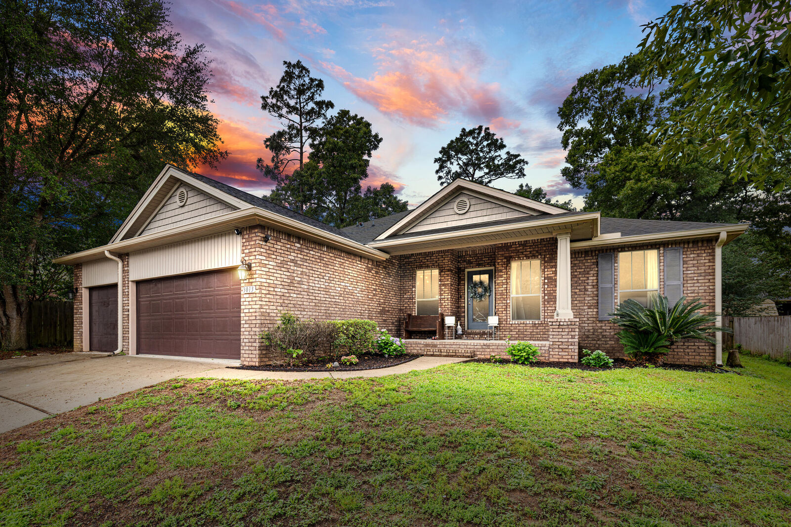 Property Photo:  3013 Crown Creek Circle  FL 32539 