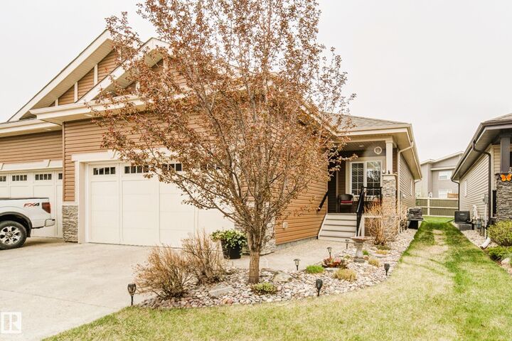 Property Photo:  50 Heatherglen Drive 210  AB T7X 0R6 