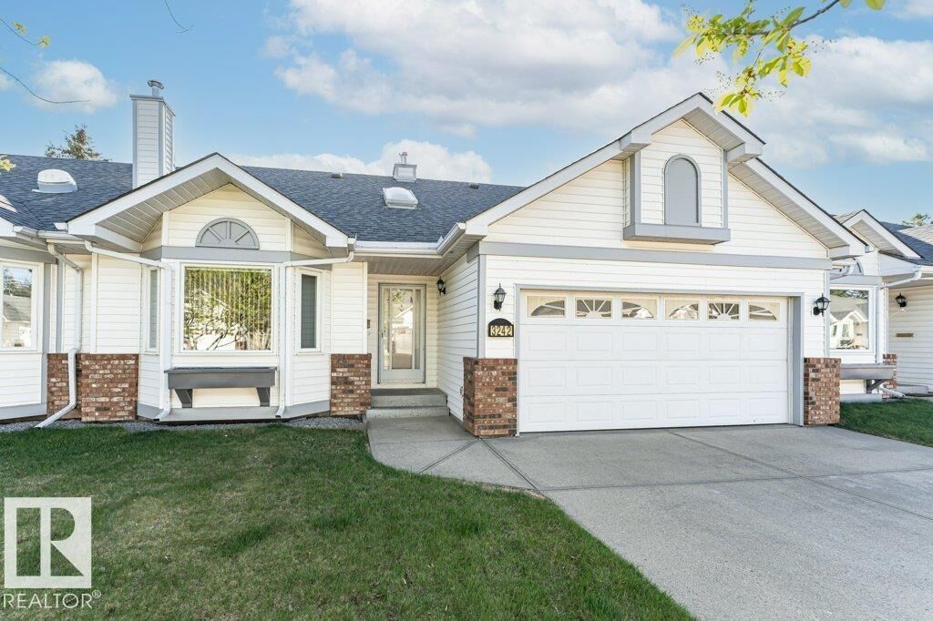 Property Photo:  3242 38 Avenue NW  AB T6T 1J3 