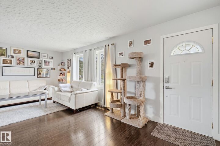 Property Photo: 6219 134 Avenue NW AB T5A 0L7