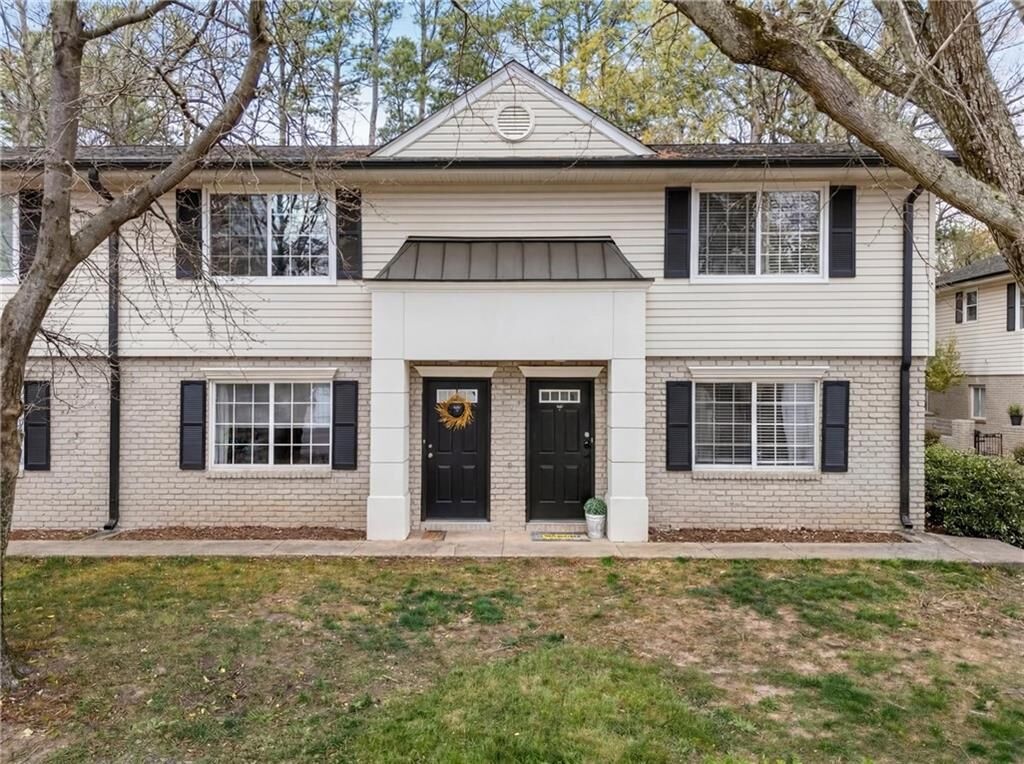 Property Photo:  6940 Roswell Road F16  GA 30328 