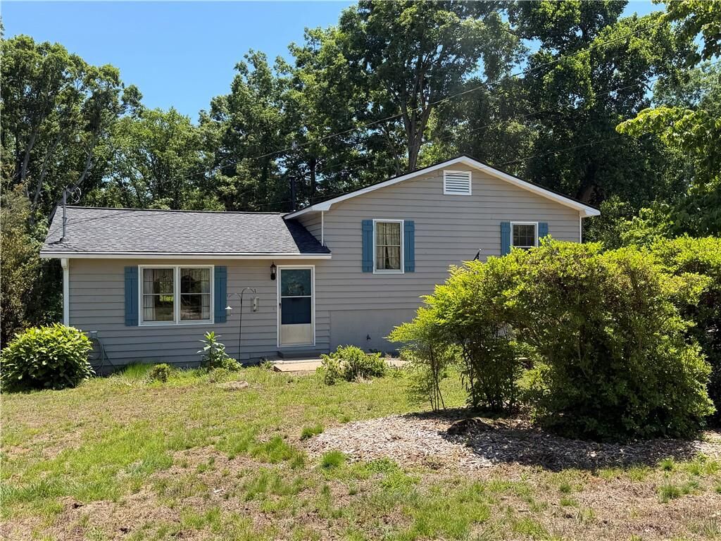 Property Photo:  129 Oak Forest Drive  GA 30115 