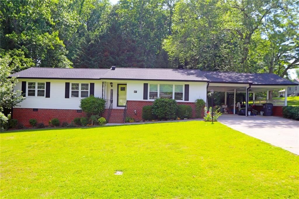 Property Photo:  405 Church Street  GA 30110 
