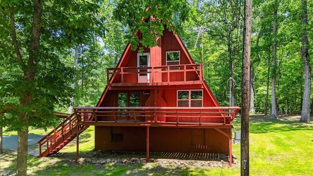 Property Photo: 421 Lusk Court GA 30114