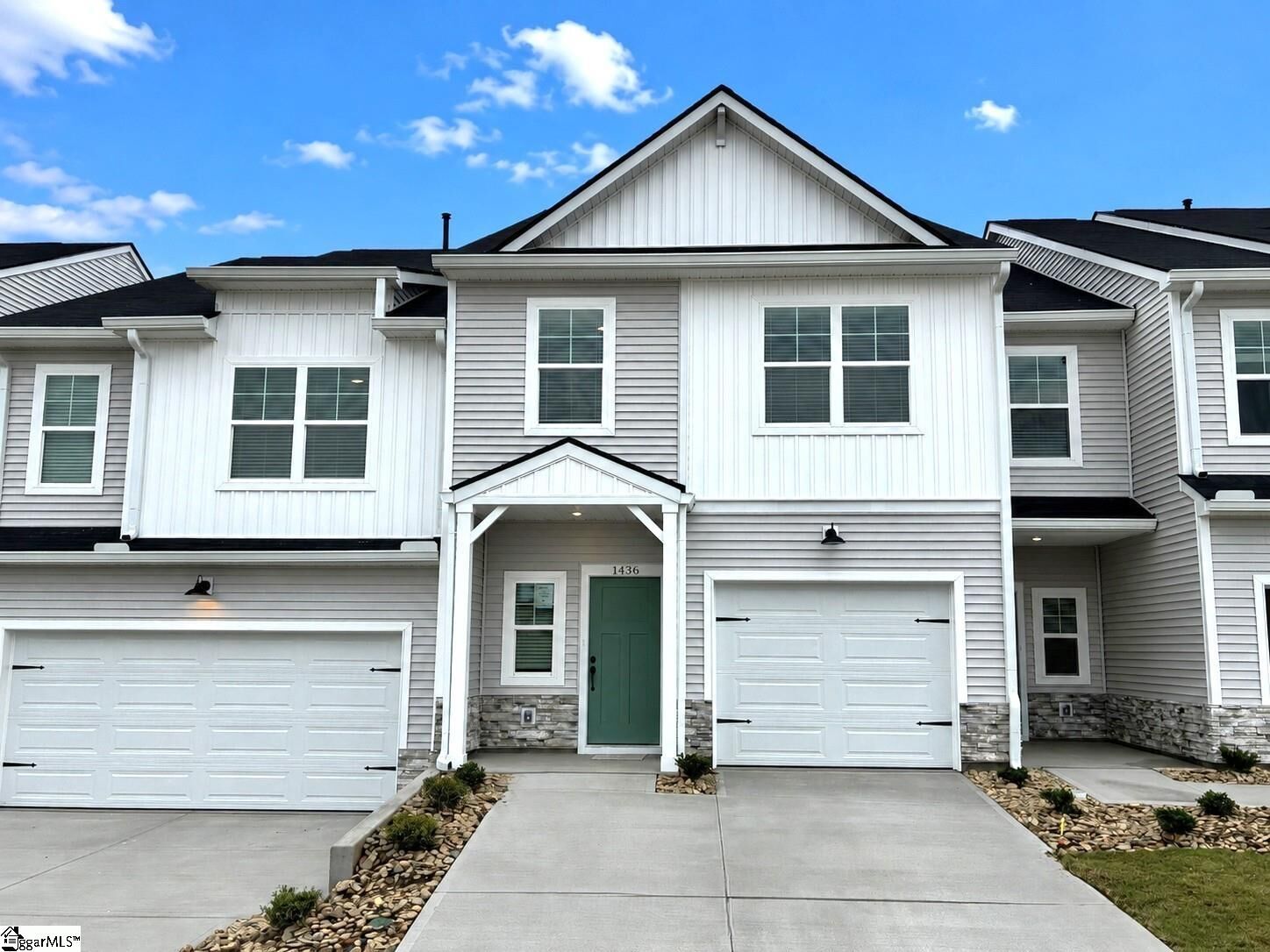 Property Photo:  1436 Johnstone Drive  SC 29375 