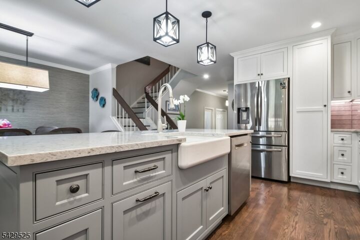 Property Photo:  234 Norwich Ct  NJ 07940 