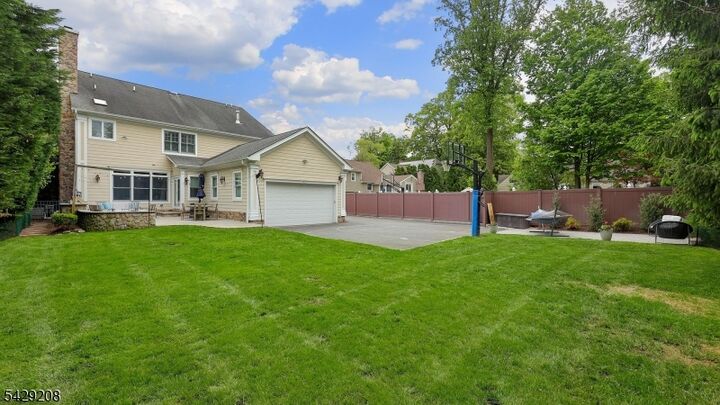 Property Photo:  734 Woodland Ave  NJ 07090 