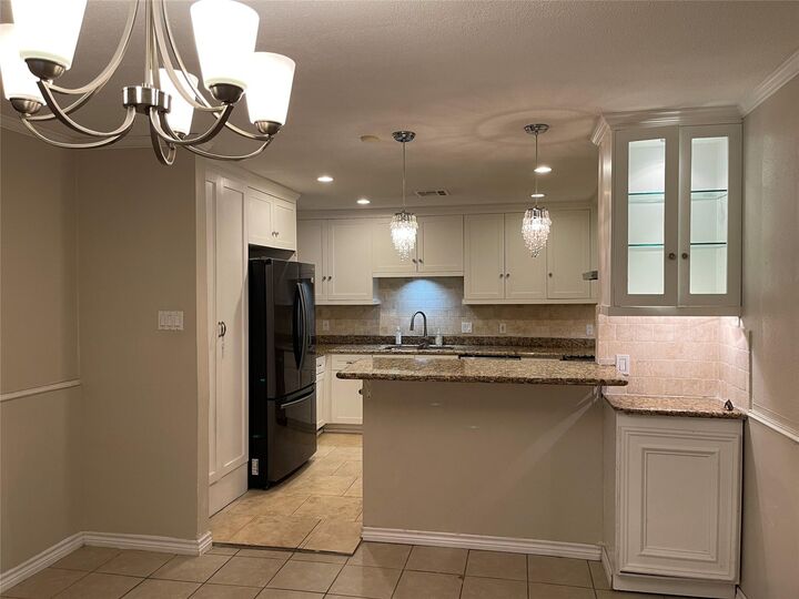 Property Photo: 3214 Glen Haven Boulevard TX 77025