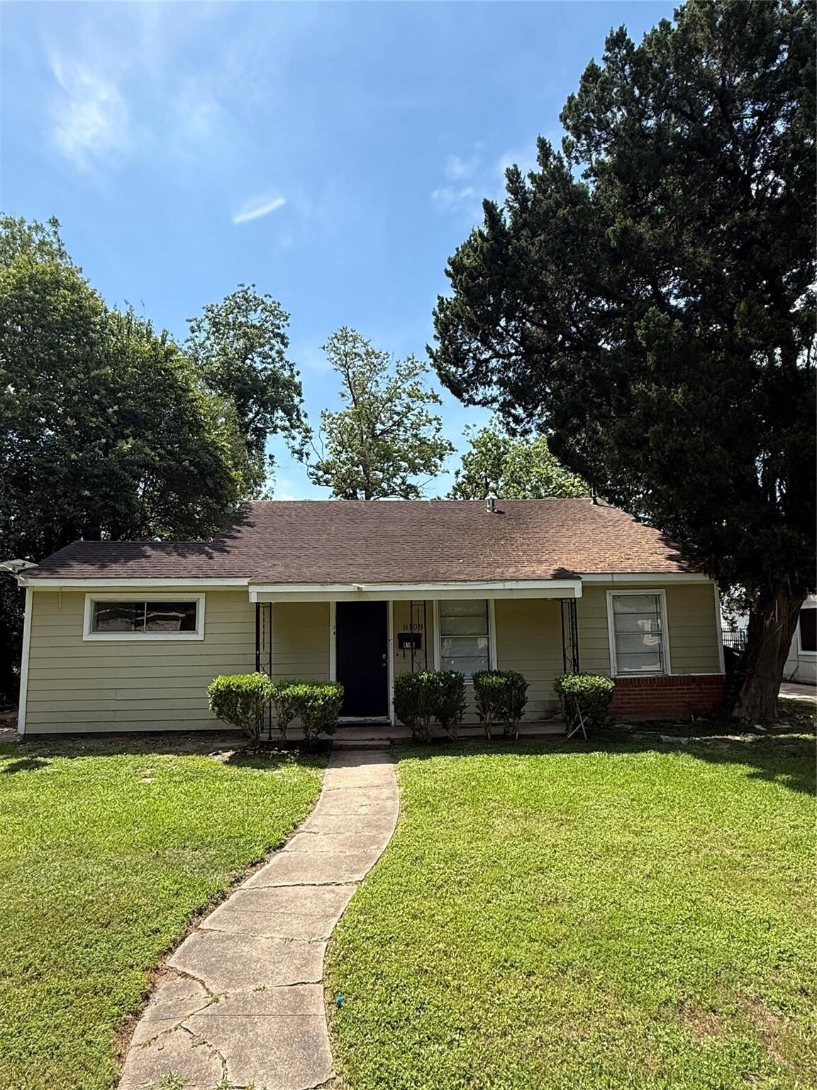 Property Photo:  8108 Wier Drive  TX 77017 