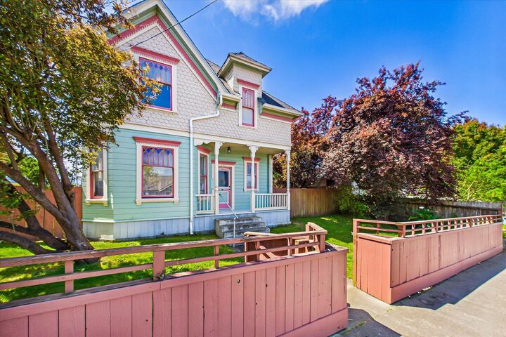 Property Photo:  207 Wabash Avenue  CA 95501 