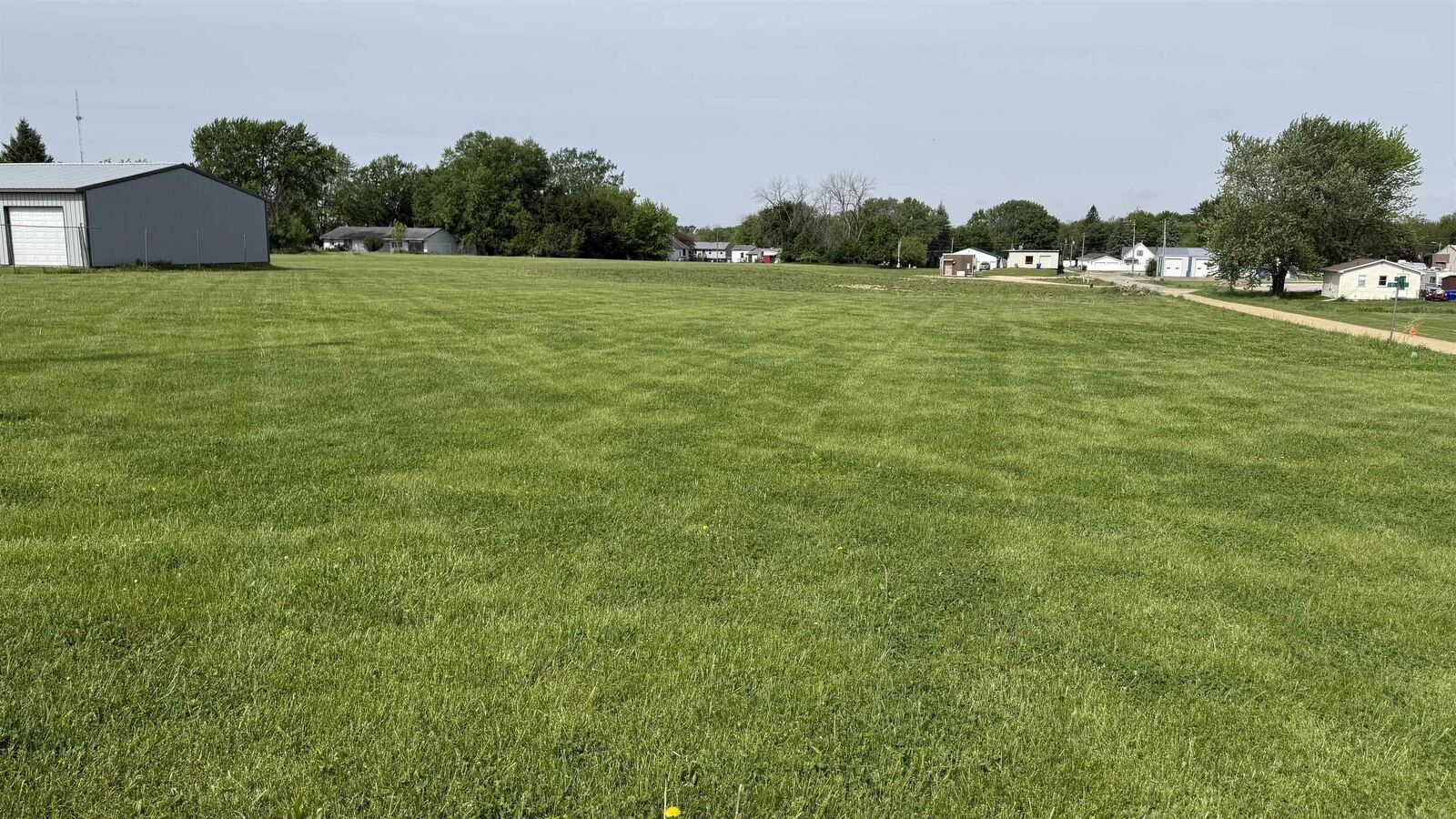 Property Photo: 1102 1st Ave SE IA 50662