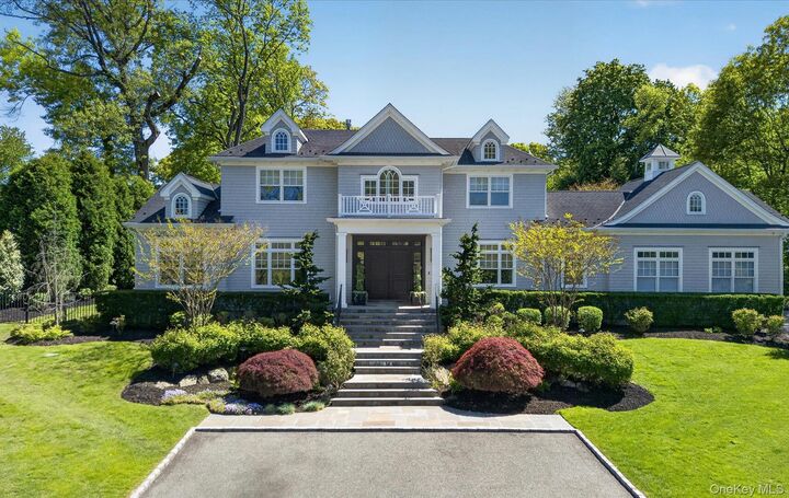 Property Photo:  32 Elm Street  NY 11797 