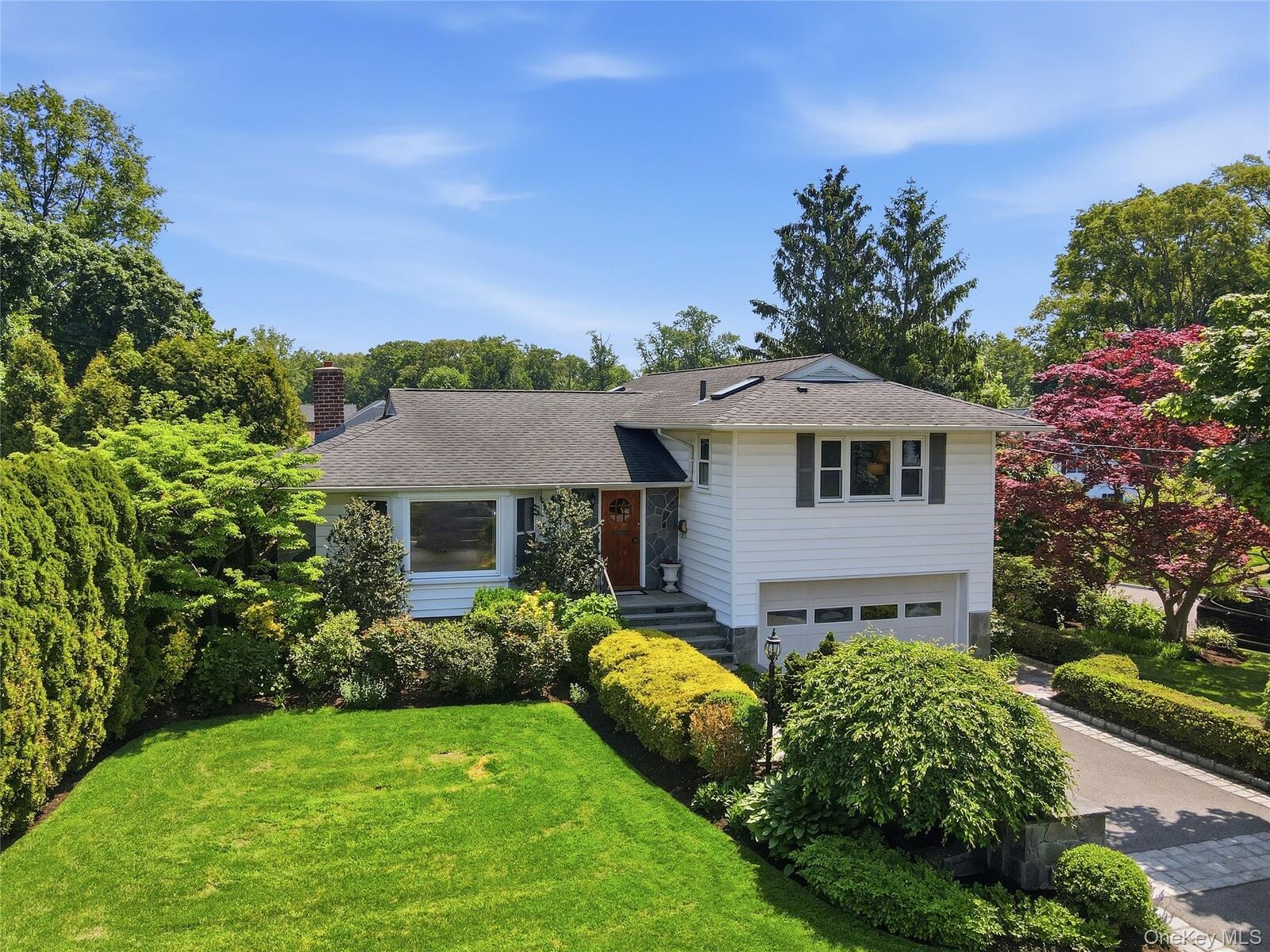Property Photo:  10 Belmont Street  NY 10605 