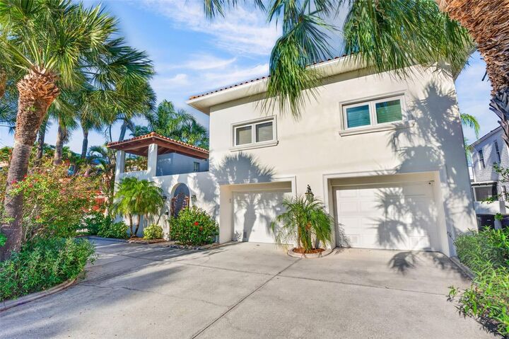Property Photo:  831 Mandalay Avenue  FL 33767 