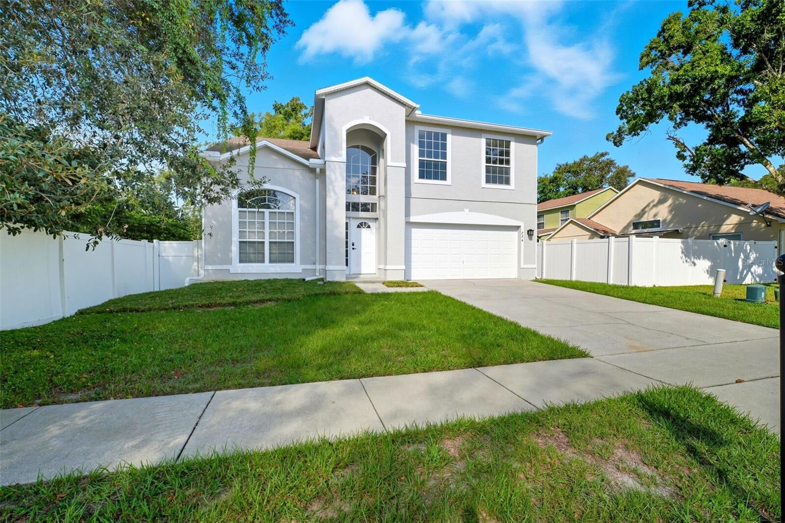 Property Photo: 224 Copper Oak Court FL 32703