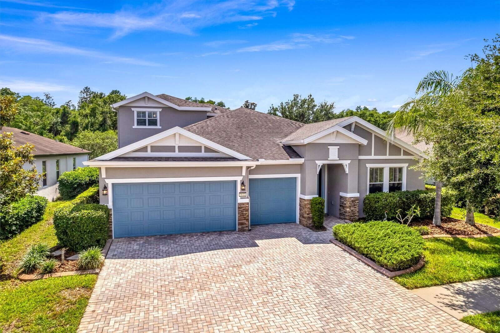 Property Photo: 3122 Majestic View Drive FL 33558