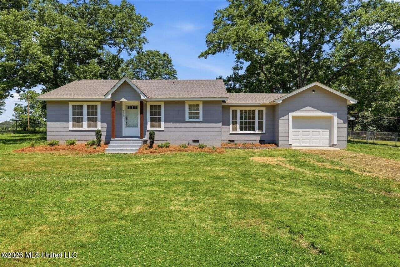 Property Photo: 2220 Simpson Hwy 149 MS 39044