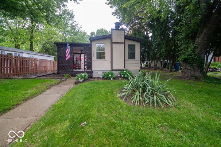Property Photo:  117 Cottonwood Drive  IN 46034 