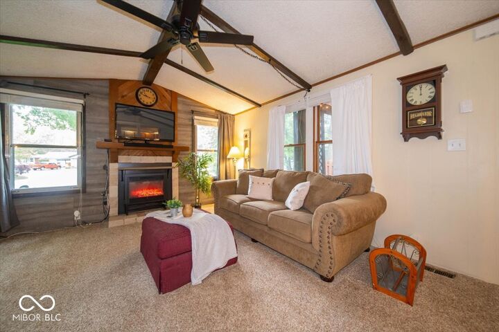 Property Photo:  117 Cottonwood Drive  IN 46034 