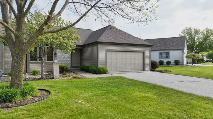 Property Photo:  5643 Firethorne Drive  MI 48706 