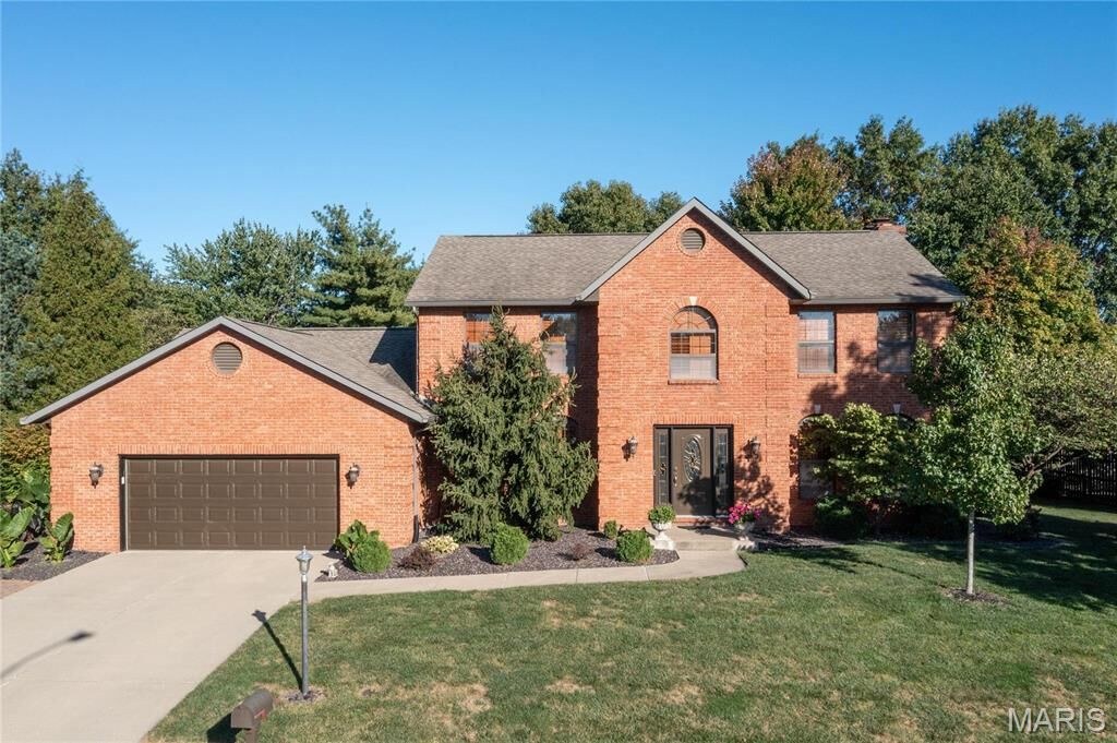Property Photo: 904 Shadow Ridge IL 62269