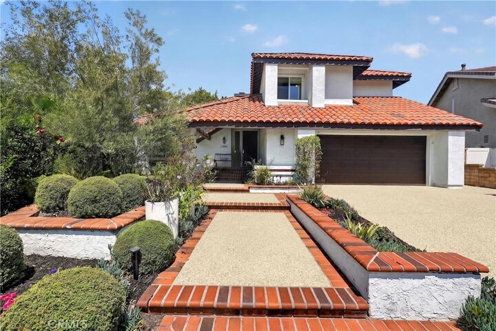 Property Photo:  22841 Pocetas  CA 92692 