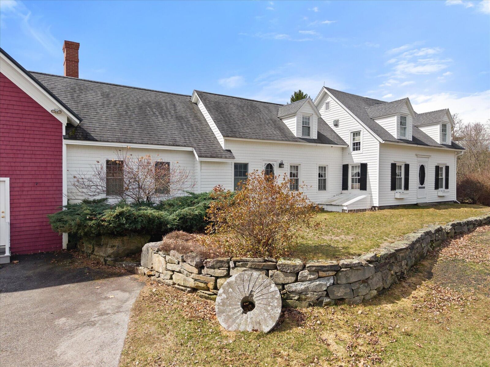 Property Photo:  96 Weymouth Road  ME 04952 