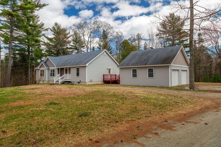 Property Photo:  25 Kennel Brook Drive  ME 04605 