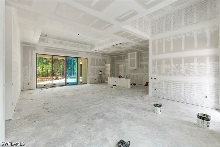 Property Photo: 3191 16th Avenue NE FL 34120