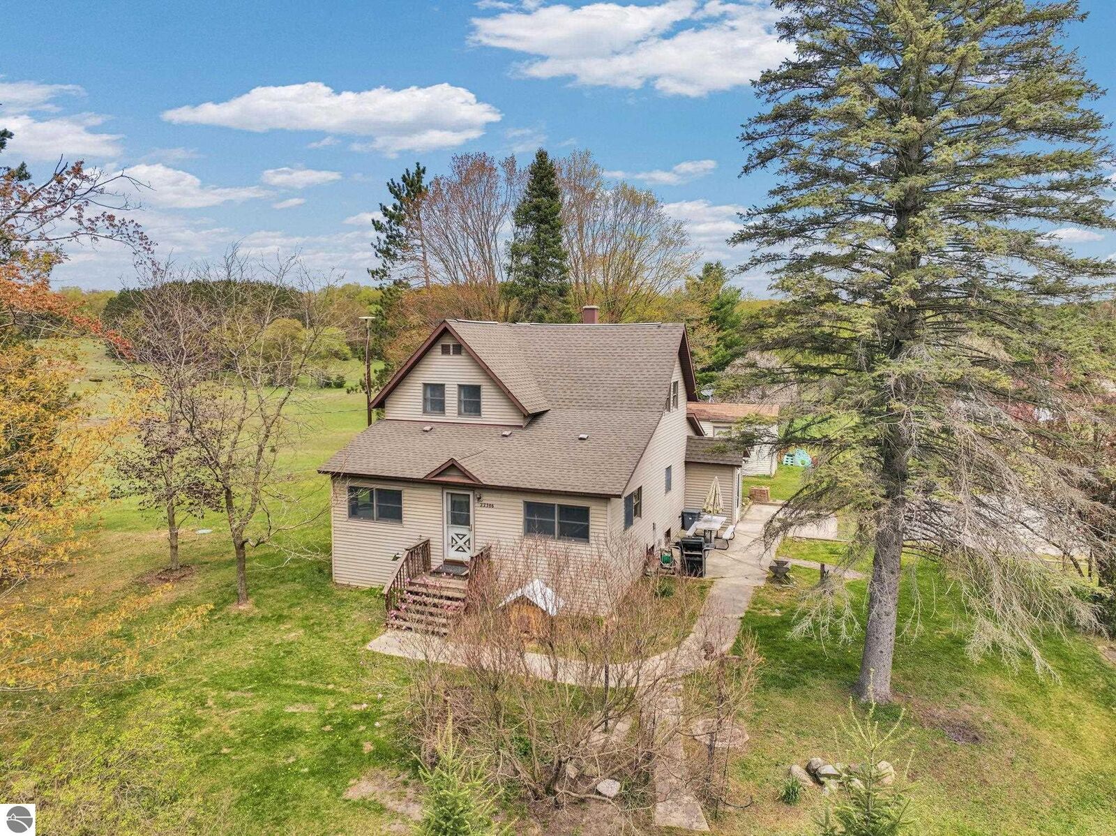 Property Photo: 22386 16 Mile Road MI 49655